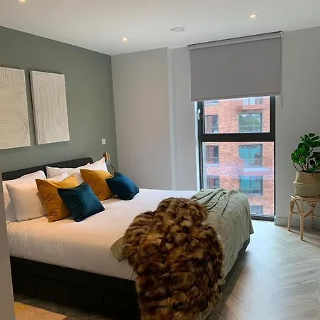 شقة Temple Quay By Staybc Premier Corporate 2 Bedroom Serviced Accommodation In The Heart Of Bristol بريستول