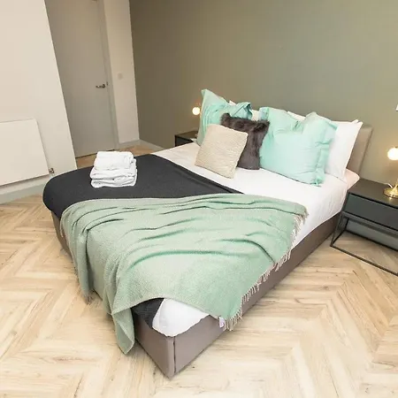 Temple Quay By Staybc Premier Corporate 2 Bedroom Serviced Accommodation In The Heart Of Bristol شقة *