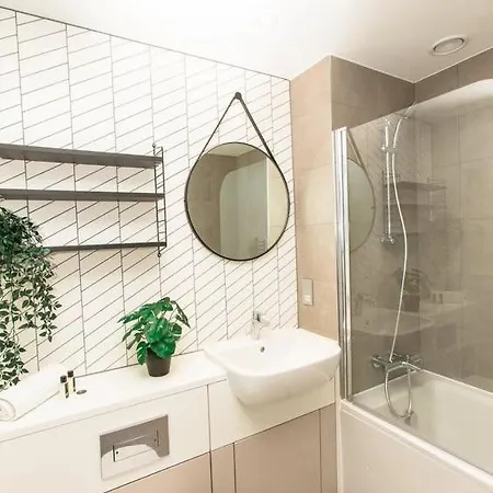 Temple Quay By Staybc Premier Corporate 2 Bedroom Serviced Accommodation In The Heart Of Bristol شقة